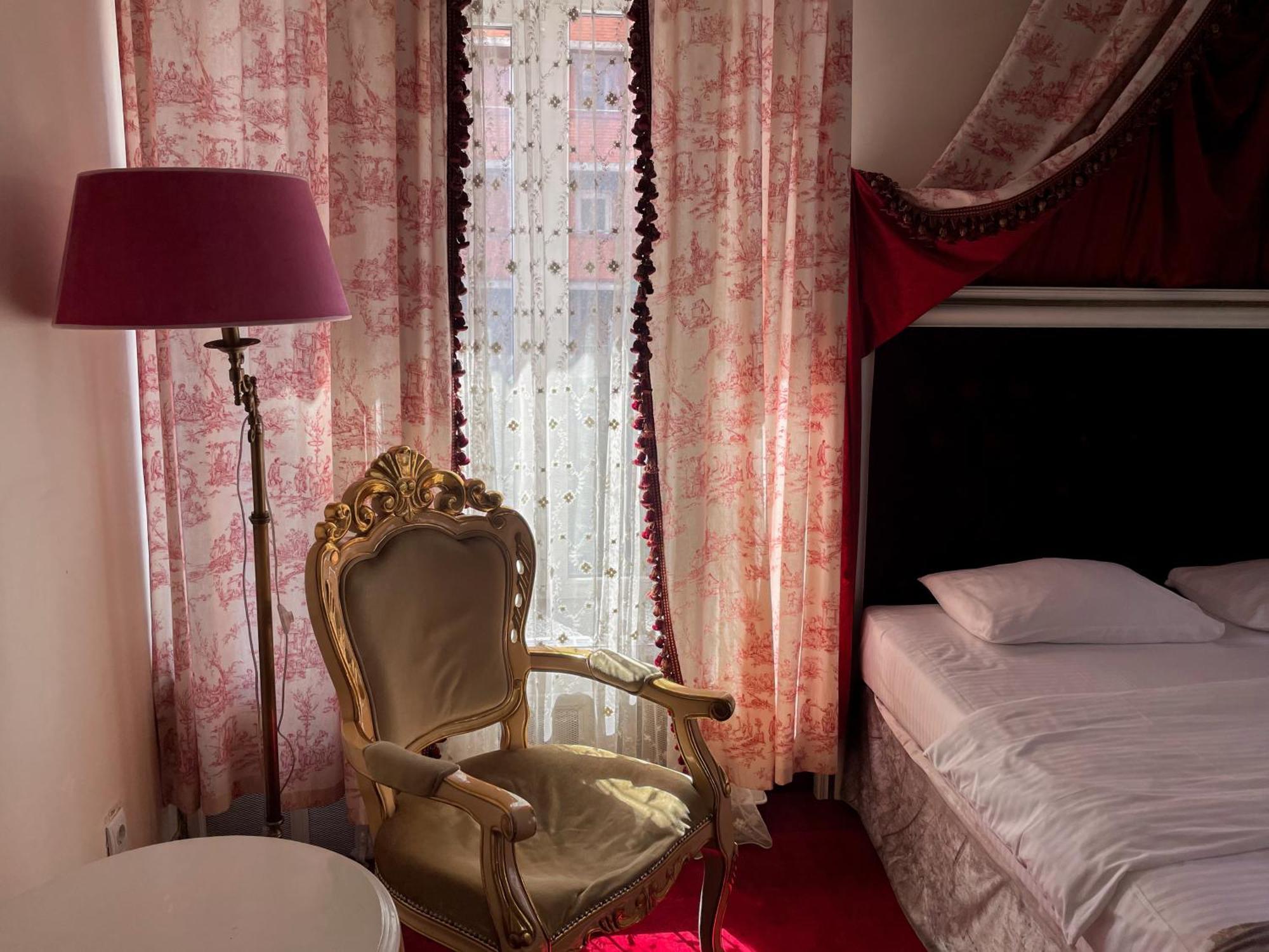 Royal City Hotel เคียฟ ภายนอก รูปภาพ